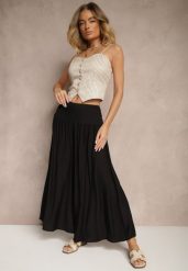 Czarne Spodnie o Szerokim Kroju Kuloty High Waist o Długości 7/8 Ulanova. Czarne spodnie materiałowe damskie Renee, bez wzorów, z jeansu, eleganckie, z podwyższonym stanem. Za 39.99 zł.