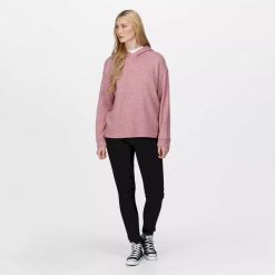 Damska Bluza Z Kapturem Kassidy. Czerwone bluzy damskie Regatta, na zimę, m, bez wzorów, z dzianiny, eleganckie, bez ramiączek, z kapturem. Za 76.99 zł.