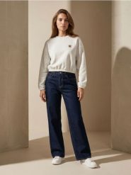 Bawełniane jeansy wide straight leg - niebieski. Niebieskie jeansy damskie Sinsay, bez wzorów, z bawełny. Za 49.99 zł.