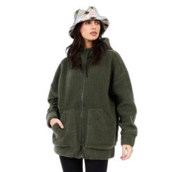 Damska kurtka narciarska Protest Sophy. Zielone kurtki sportowe damskie Protest, na zimę, bez wzorów, bez ramiączek, bez kaptura, narciarskie. Za 510.50 zł.