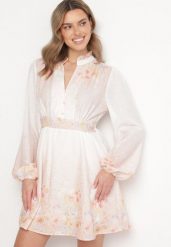 Różowa Sukienka w Kwiaty o Rozkloszowanym Kroju z Bufiastymi Rękawami Tulhira. Czerwone sukienki damskie Born2be, na co dzień, na lato, l, bez wzorów, eleganckie, bez kołnierzyka, bez ramiączek, mini, rozkloszowane. Za 159.99 zł.