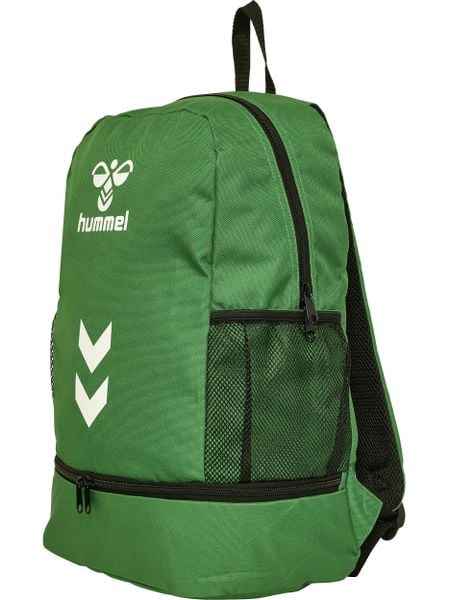 Plecak Hummel Essential Back Pack Unisex Zielony. Czerwone plecaki męskie Hummel, bez wzorów, z materiału, eleganckie. Za 158.50 zł.