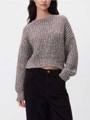 Wzorzysty sweter - brązowy. Brązowe swetry nierozpinane damskie Reserved, l, bez wzorów, z dzianiny, bez kołnierzyka, bez ramiączek. Za 129.99 zł.