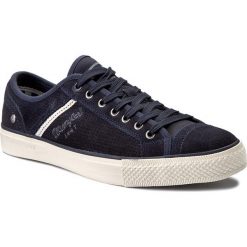 Tenisówki WRANGLER - Starry Suede WM171031 Navy 16. Niebieskie trampki męskie Wrangler, bez wzorów, z gumy, bez zapięcia. W wyprzedaży za 169.00 zł.