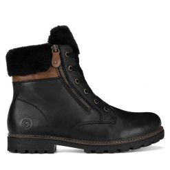 Botki Remonte. Czarne botki damskie Remonte, bez wzorów, bez obcasa, na płaskiej podeszwie, bez zapięcia. Za 377.99 zł.