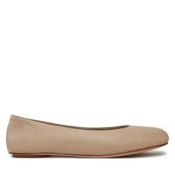Baleriny Weekend Max Mara. Brązowe balerinki damskie Weekend Max Mara, bez wzorów, bez obcasa, bez zapięcia. Za 919.99 zł.