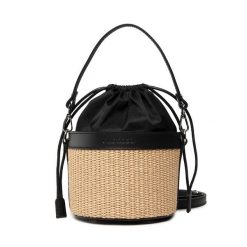 Torebka GINO ROSSI. Czarne listonoszki damskie Gino Rossi, bez wzorów, bez dodatków. Za 197.96 zł.