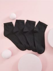 Skarpetki 4 pack - czarny. Czarne skarpetki damskie Sinsay, bez wzorów. Za 15.99 zł.