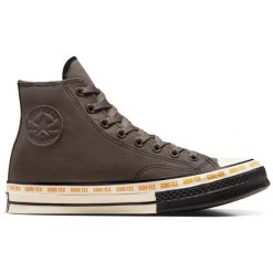 Buty sportowe Converse Chuck 70 GORE TEX Waterproof. Brązowe buty sportowe męskie Converse, bez wzorów, z gore-texu, bez zapięcia, na fitness i siłownię, gore-tex. Za 790.00 zł.