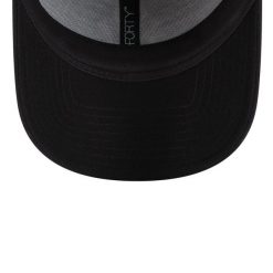 Czapka z daszkiem New Era NY Yankees Wmns Metallic Logo 940. Czarne czapki damskie New Era, bez wzorów, z bawełny. Za 119.99 zł.