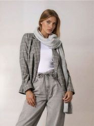 Szalik ze wzorkiem - szary. Szare szaliki damskie Sinsay, bez wzorów. Za 29.99 zł.