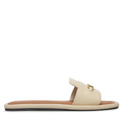 Klapki Tommy Hilfiger. Brązowe klapki damskie Tommy Hilfiger, bez wzorów, bez obcasa, bez zapięcia. Za 479.99 zł.