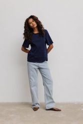 Damski T-Shirt w kolorze DARK NAVY - CAMAS. Niebieskie t-shirty damskie Marsala, m, bez wzorów, z bawełny, bez kołnierzyka, bez ramiączek. Za 159.90 zł.