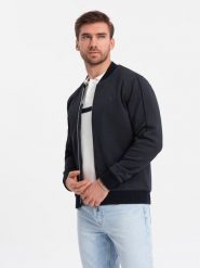 Męska lekka kurtka bomberka z logowaną podszewką - granatowa V1 - Rozmiar: M. Niebieskie kurtki męskie Ombre Clothing, m, z aplikacjami, z bawełny, casualowe, bez kaptura. W wyprzedaży za 119.99 zł.