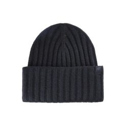 Damska czapka zimowa beanie. Czarne czapki damskie 4F, na zimę, bez wzorów, z dzianiny, eleganckie. Za 83.99 zł.
