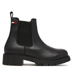 Sztyblety Tommy Jeans. Czarne botki damskie Tommy Jeans, bez wzorów, z jeansu, bez obcasa, na płaskiej podeszwie, bez zapięcia. Za 649.99 zł.