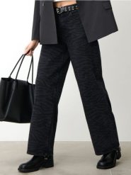 Jeansy high waist - szary. Szare jeansy damskie Sinsay, bez wzorów, z jeansu, z podwyższonym stanem. Za 55.99 zł.