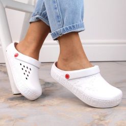Klapki piankowe chodaki sanitarne białe Big Star II275003. Białe klapki damskie BIG STAR, bez wzorów, z materiału, retro, bez obcasa, bez zapięcia. Za 69.99 zł.