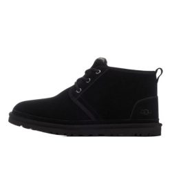 Buty do chodzenia dla dorosłych UGG Neumel Boot Black. Czarne obuwie sportowe damskie UGG, bez wzorów, bez zapięcia, trekkingowe. Za 666.45 zł.