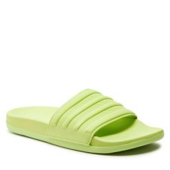 Klapki adidas. Zielone klapki damskie Adidas, bez wzorów, sportowe, bez obcasa, bez zapięcia. Za 149.99 zł.
