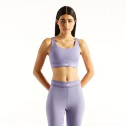 Biustonosz do treningu New Balance AC WB61Q0QKDSV – fioletowy. Fioletowe bielizna sportowa damska New Balance, l, bez wzorów, z materiału. Za 219.99 zł.