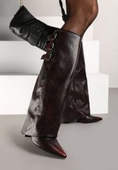 Bordowe Kozaki na Obcasie Ozdobione Wywiniętą Cholewką z Paskami i Klamrami Liennia. Czerwone kozaki damskie Born2be, bez wzorów, bez obcasa, na obcasie, bez zapięcia. Za 189.99 zł.