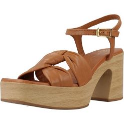 Sandały UNISA ODOLF GRA Jasnobrązowy. Brązowe sandały damskie Unisa, bez wzorów, ze skóry, bez obcasa, bez zapięcia. Za 303.99 zł.