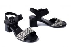 RIEKER REMONTE D1K51-03 black combination, sandały damskie. Czarne sandały damskie Rieker Remonte, bez wzorów, bez obcasa, na obcasie, bez zapięcia. Za 258.93 zł.