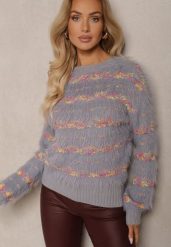 Ciemnoszary Sweter o Włochatej Fakturze w Kolorowe Paski z Dzianiny z Wełną Rinzina. Szare swetry nierozpinane damskie Renee, uniwersalny, bez wzorów, z dzianiny, casualowe, bez kołnierzyka, bez ramiączek. Za 59.99 zł.