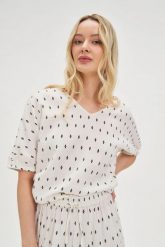 Bawełniana koszula biała. Białe koszule damskie MOODO, l, bez wzorów, z bawełny, bez kołnierzyka, bez ramiączek. Za 129.99 zł.