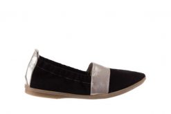 Baleriny Bayla-076 1627 Z Czarny, Skóra naturalna - 36. Czarne balerinki damskie Bayla, bez wzorów, ze skóry, klasyczne, bez obcasa, bez zapięcia. W wyprzedaży za 49.00 zł.