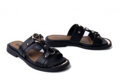 Artiker Relaks 58C1631 Czarny, klapki damskie. Czarne klapki damskie Artiker Relaks, na lato, bez wzorów, ze skóry, bez obcasa, bez zapięcia. Za 194.90 zł.