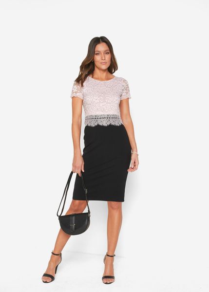 Sukienka z koronką. Czarne sukienki damskie bonprix, bez wzorów, z koronki, eleganckie, bez kołnierzyka, bez ramiączek. Za 239.99 zł.