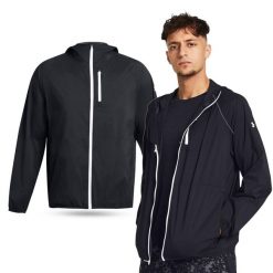 Kurtka sportowa męska Under Armour Lightweight Jacket wodoodporna. Czarne kurtki sportowe męskie Under Armour, m, bez wzorów, bez kaptura. Za 329.99 zł.