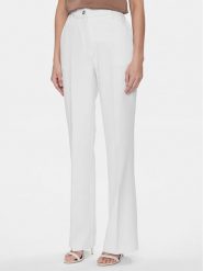 Guess Spodnie materiałowe W4RB30 WFWX2 Biały Slim Fit. Białe spodnie materiałowe damskie Guess, z aplikacjami, z materiału. Za 349.99 zł.