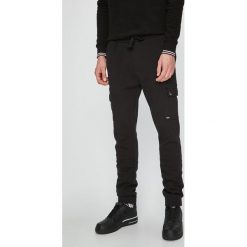 Blend - Spodnie. Czarne spodnie materiałowe męskie Blend, bez wzorów, z bawełny. W wyprzedaży za 129.90 zł.