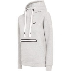 Bluza damska BLD007 - chłodny jasny szary melanż. Szare bluzy damskie 4F, bez wzorów, z dzianiny, bez ramiączek, z kapturem. W wyprzedaży za 99.99 zł.