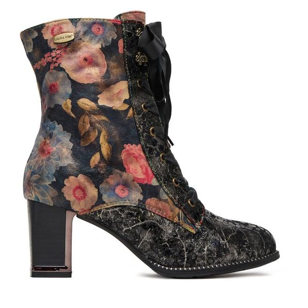 Botki Laura Vita. Czarne botki damskie Laura Vita, bez wzorów, bez obcasa, na słupku, bez zapięcia. Za 519.99 zł.