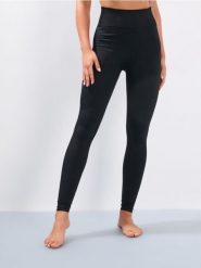 Legginsy z wysokim stanem o dopasowanym kroju - czarny. Czarne legginsy damskie Sinsay, bez wzorów. Za 39.99 zł.