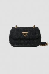 GUESS Czarna tweedowa torebka Giully Mini. Czarne listonoszki damskie Guess, z aplikacjami, na ramię, bez dodatków. W wyprzedaży za 325.02 zł.