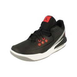 Buty Sportowe Męskie Nike Jordan Max Aura 5. Czarne buty sportowe męskie Nike, bez wzorów, ze skóry, bez zapięcia, do biegania. Za 475.20 zł.
