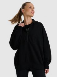 4F Bluza dresowa nierozpinana bez kaptura damska - czarna M. Czarne bluzy damskie 4F, m, bez wzorów, z dresówki, sportowe, bez ramiączek, bez kaptura. W wyprzedaży za 59.99 zł.