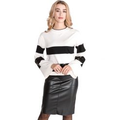 TWINSET Sweter Biały. Białe swetry nierozpinane damskie Twinset, s, z aplikacjami, z materiału, bez kołnierzyka, bez ramiączek. Za 654.95 zł.