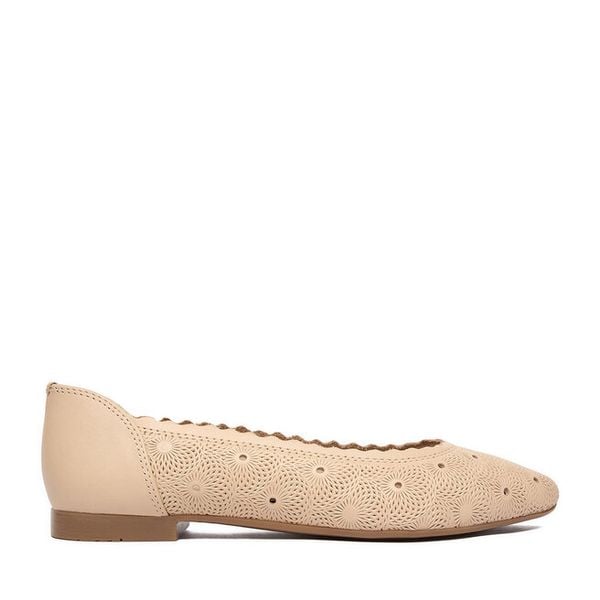 Baleriny Lasocki. Brązowe balerinki damskie Lasocki, bez wzorów, bez obcasa, bez zapięcia. Za 159.99 zł.