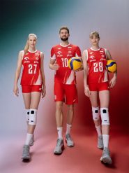 4F Koszulka meczowa replika męska 4F x Polska Siatkówka - czerwona XL. Czerwone koszulki sportowe męskie 4F, m, bez wzorów, z dzianiny, bez ramiączek, do siatkówki. Za 199.99 zł.