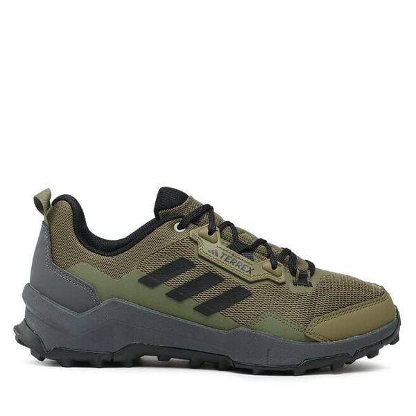 Trekkingi adidas. Zielone buty zimowe męskie Adidas, bez wzorów, bez obcasa, bez zapięcia. Za 419.99 zł.