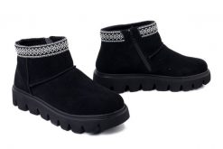 RIEKER W2074-00 black, botki damskie. Czarne botki damskie Rieker, bez wzorów, bez obcasa, bez zapięcia. Za 399.90 zł.