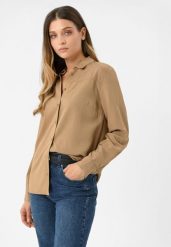 Beżowa koszula z lyocellem K-AKRE. Brązowe koszule damskie Volcano, s, bez wzorów, z lyocellu, klasyczne, bez kołnierzyka, bez ramiączek. Za 129.99 zł.