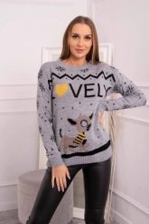 Sweter świąteczny z napisem szary. Szare swetry nierozpinane damskie KESI, l, bez wzorów, z wełny, wizytowe, bez kołnierzyka, plus size, bez ramiączek. Za 125.45 zł.