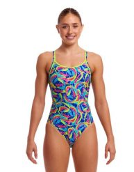 Strój kąpielowy jednoczęściowy FUNKITA Choppy Waters - Diamond Back. Brązowe stroje kąpielowe damskie Funkita, s, bez wzorów, z elastanu. Za 199.00 zł.